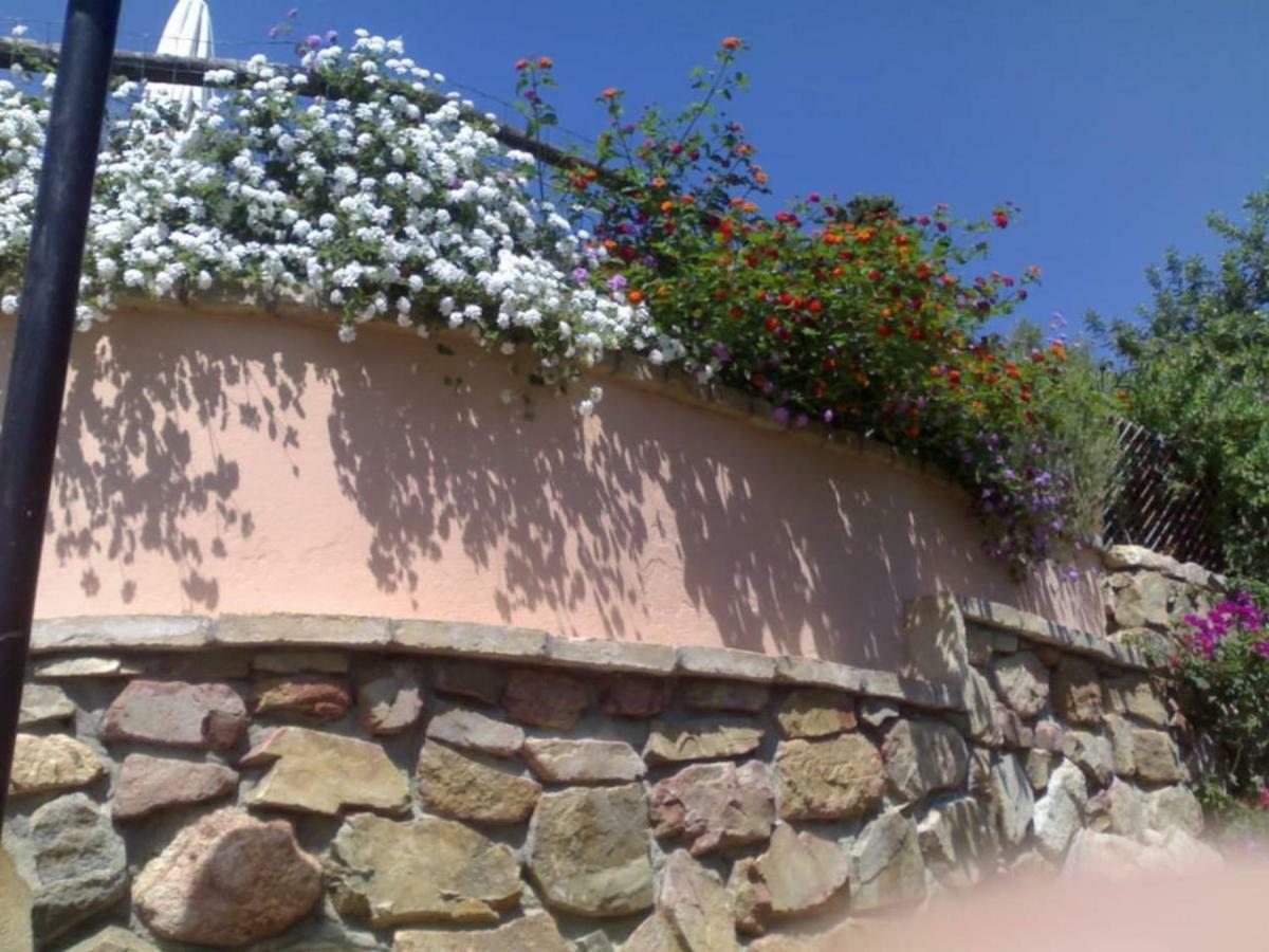 Casa Vacanza La Terrazza Panoramica A 200 Mt Dal Mare سيمِيوس المظهر الخارجي الصورة